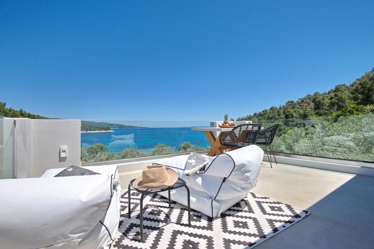 Eleon Suites New Isomata Exterior foto